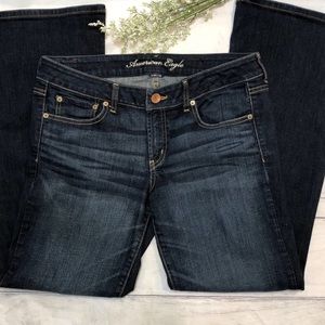 EUC: American Eagle Fave Boyfriend Boot Cut Jeans